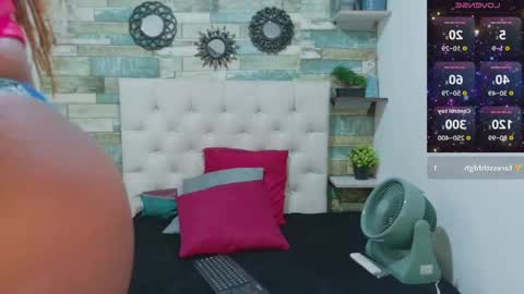 miss_evans_ online show from June 4, 2:56 pm