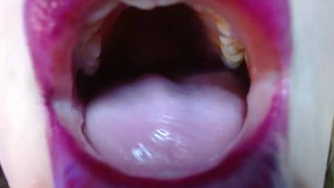 Miss Evoleth online show from November 29, 8:55 am