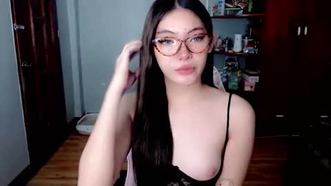 miss_hornydoll online show from February 8, 4:27 am