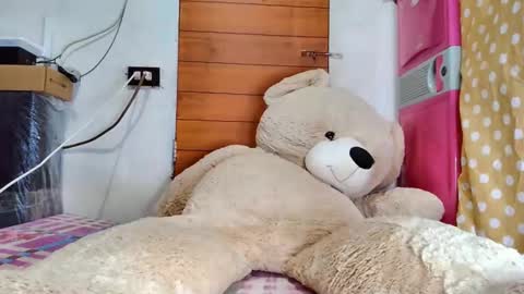 miss marilag  online show from February 7, 4:27 am