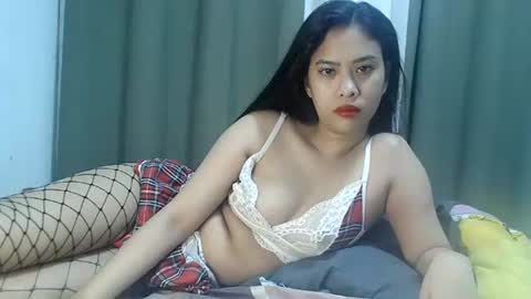 miss_merryjude01 online show from June 29, 11:59 pm