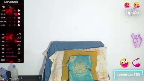 Ashley online show from February 20, 1:25 am