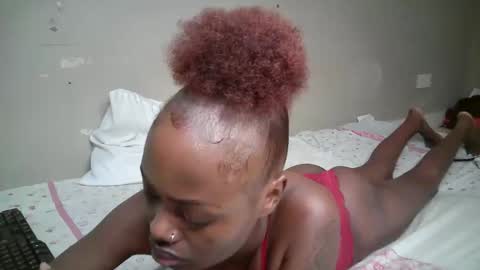 miss_pretty01 online show from April 11, 6:40 am