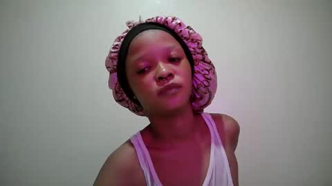 miss_rihanna2 online show from April 13, 1:48 pm