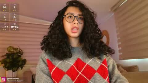 Amy Olivera online show from June 1, 12:50 pm