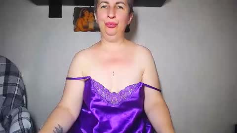 Snapshot of miss_tasha_kom chatting on September 11, 10:16 am miss_tasha_kom online show from September 11, 10:16 am