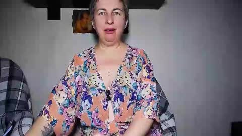 Snapshot of miss_tasha_kom chatting on September 25, 4:14 pm miss_tasha_kom online show from September 25, 4:14 pm