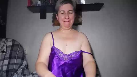 Snapshot of miss_tasha_kom chatting on October 17, 9:13 am miss_tasha_kom online show from October 17, 9:13 am