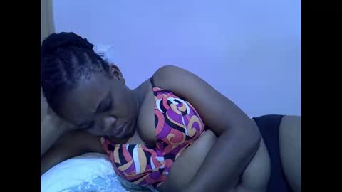 miss_velour online show from April 19, 6:32 pm