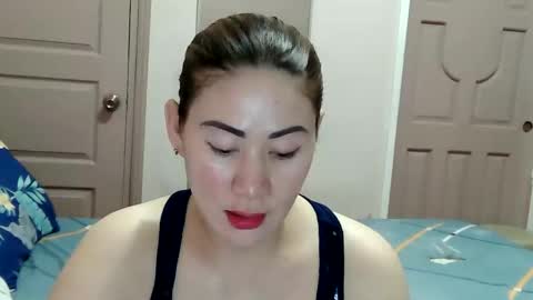 HOT MOMMY ZEPHYR online show from February 22, 11:24 am