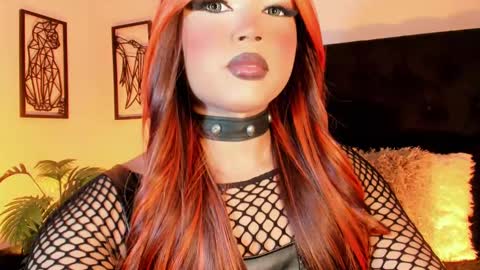 miss_zz online show from November 5, 10:12 pm