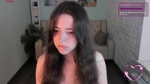 Cassie online show from May 5, 3:18 pm