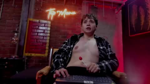 Miguel online show from April 15, 8:20 pm