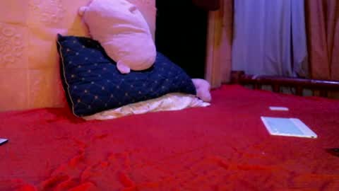 Miss Trixie online show from June 25, 1:35 am