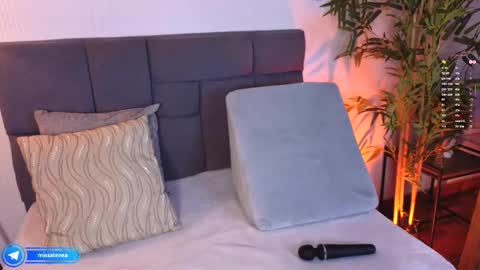 Laura online show from March 21, 12:32 pm