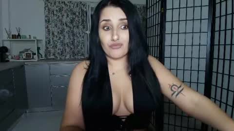 Miss online show from July 24, 10:51 pm
