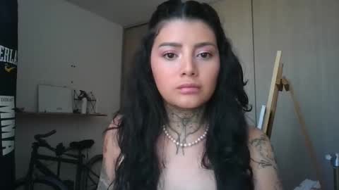 melodie  online show from January 14, 1:49 pm