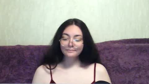 missis mona online show from June 8, 7:09 am