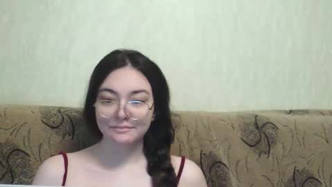 missis mona online show from April 21, 7:04 am