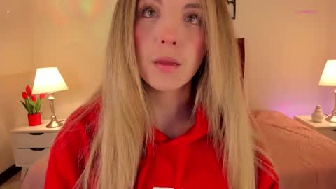 Bella Castillo online show from October 6, 12:34 pm