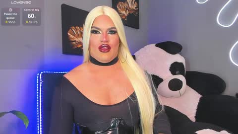 kassandra lazcano online show from March 14, 2:26 am