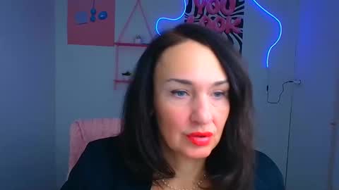 Christina online show from February 21, 12:30 pm