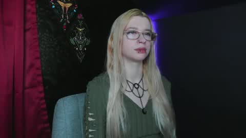 Mistress Nikki Vill online show from February 11, 8:20 pm