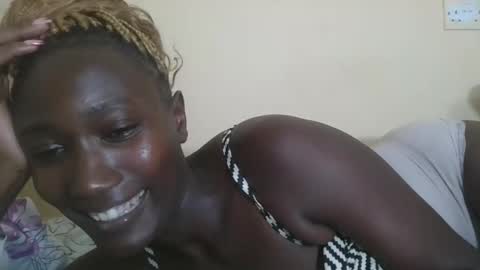 pretty gal online show from March 6, 5:43 pm