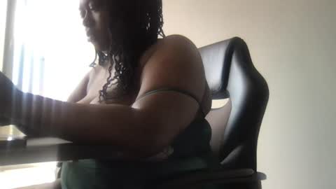 MissPrincessXo online show from August 7, 4:05 pm