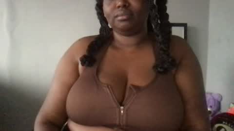 MissPrincessXo online show from July 5, 3:30 pm