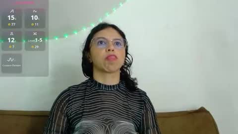 kassandra online show from August 7, 6:39 pm