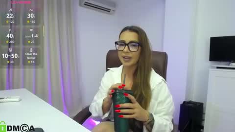 Missrachelxo online show from July 23, 7:00 pm