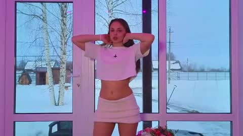 . online show from March 8, 11:14 am