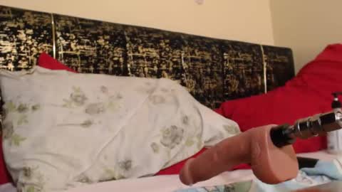 missthighsohmy online show from March 4, 1:02 am