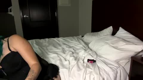misstinkerbell21 online show from July 10, 7:51 pm