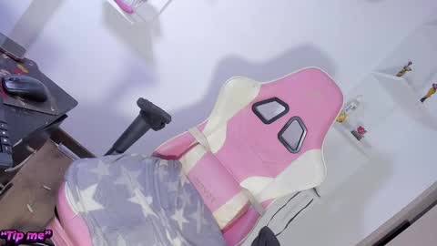 missvalensofi online show from January 12, 10:56 am