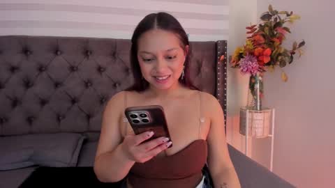 Miss online show from December 17, 10:49 pm