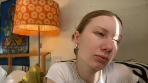 Snapshot of misszlataa chatting on March 9, 8:51 am Zlata online show from March 9, 8:51 am