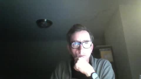 Snapshot of mister_void chatting on December 2, 4:46 am Mister Void online show from December 2, 4:46 am