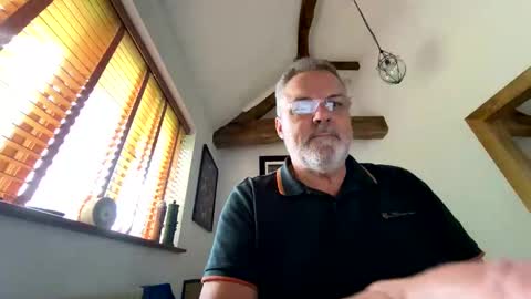 Misterblivs online show from May 12, 2:26 pm