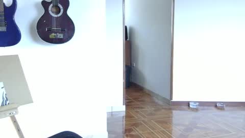     online show from March 24, 3:40 pm