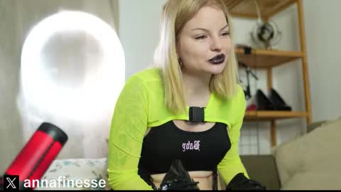 Her Infernal Majesty online show from March 5, 9:46 pm