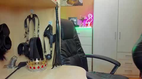 Mistress Kristi online show from November 24, 9:13 pm