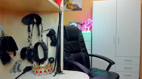 Mistress Kristi online show from March 25, 9:54 pm