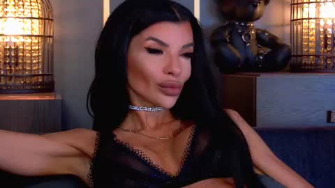 Elenia online show from June 17, 11:26 am