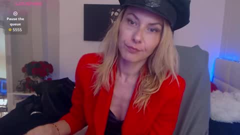 MistressEvelyn  online show from October 22, 10:29 am