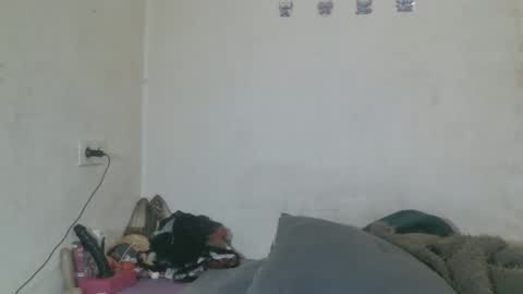 mistressmilly32 online show from April 8, 9:34 am