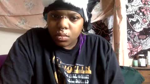 Snapshot of mistressmystii chatting on February 23, 2:07 am Mistress Mystii online show from February 23, 2:07 am