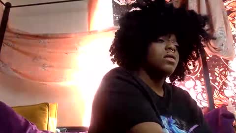 Snapshot of mistressmystii chatting on March 11, 9:15 pm Mistress Mystii online show from March 11, 9:15 pm