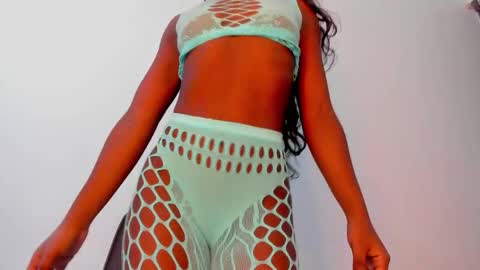 mistt_miaa online show from September 9, 7:36 pm